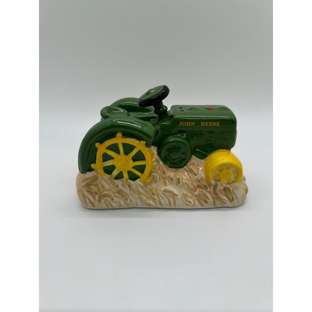 John Deere Tractor  Salt and Pepper  Shakers John Deere Green Farm House Country - Picture 12 of 13